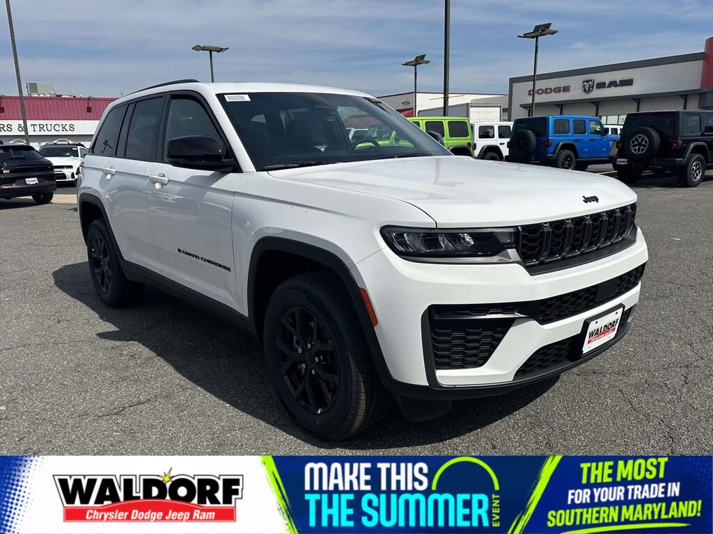 New 2026 Jeep Grand Cherokee Laredo Altitude Laredo Altitude 4x4
