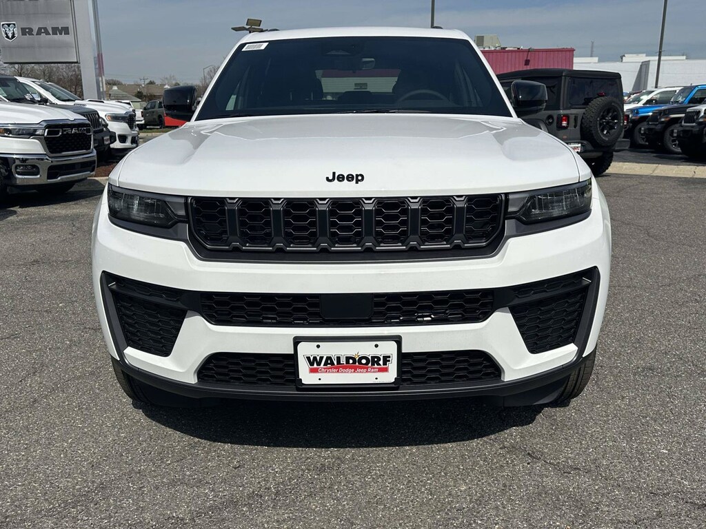 New 2026 Jeep Grand Cherokee Laredo Altitude Laredo Altitude 4x4