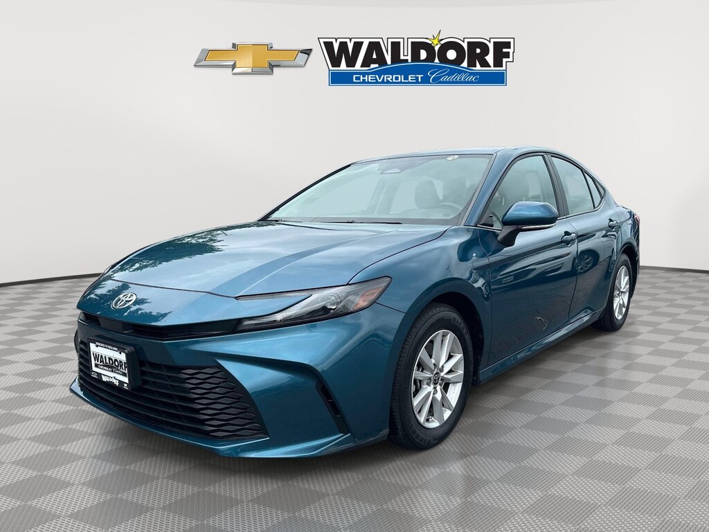 Used 2025 Toyota Camry