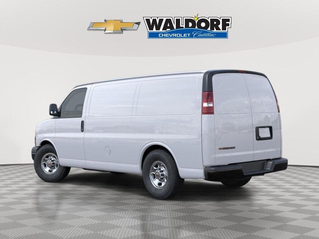 New 2026 Chevrolet Express Cargo Van RWD 2500 135