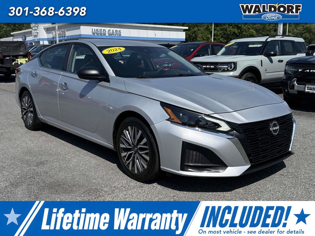 Used 2024 Nissan Altima 2.5 SV Sedan
