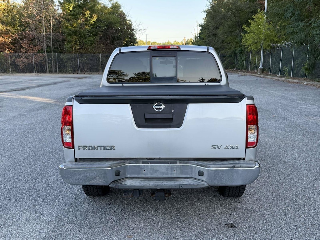 Used 2016 Nissan Frontier SV 4WD Crew Cab SWB Auto SV