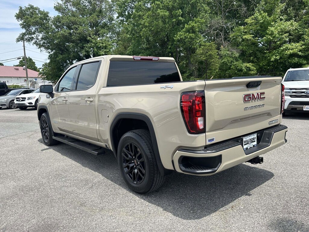 Used 2023 GMC Sierra 1500 Elevation 4WD Crew Cab 147 Elevation w/3VL