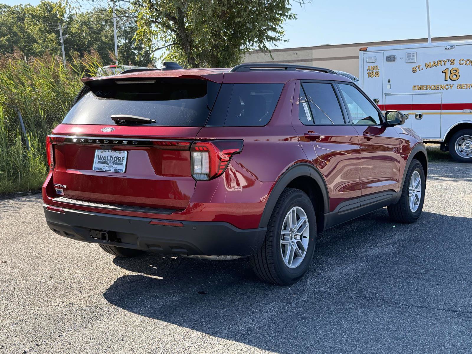 New 2027 Ford Explorer Active w/200A Pkg Active w/200A Pkg 4WD