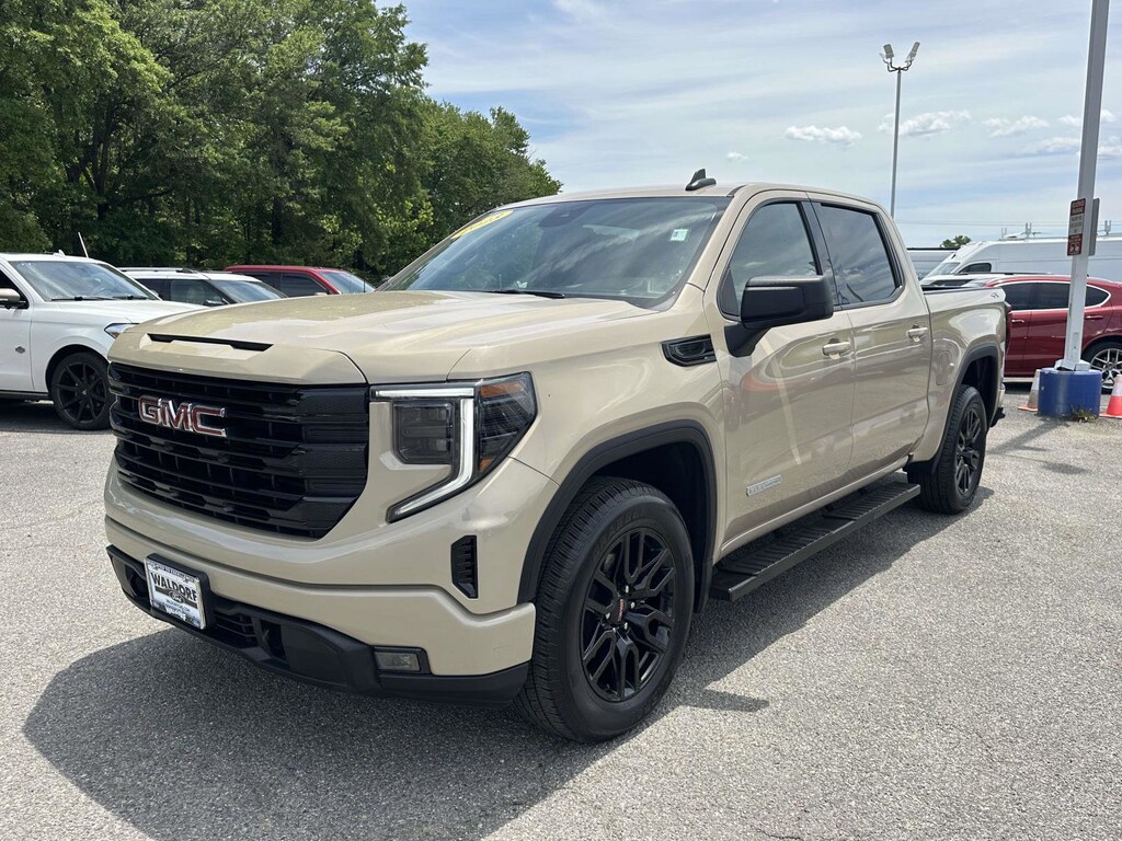 Used 2023 GMC Sierra 1500 Elevation 4WD Crew Cab 147 Elevation w/3VL