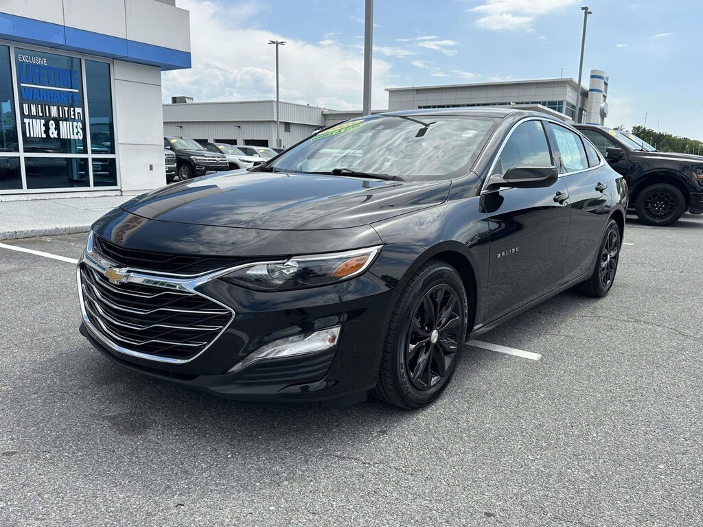 Used 2025 Chevrolet Malibu LT Sedan
