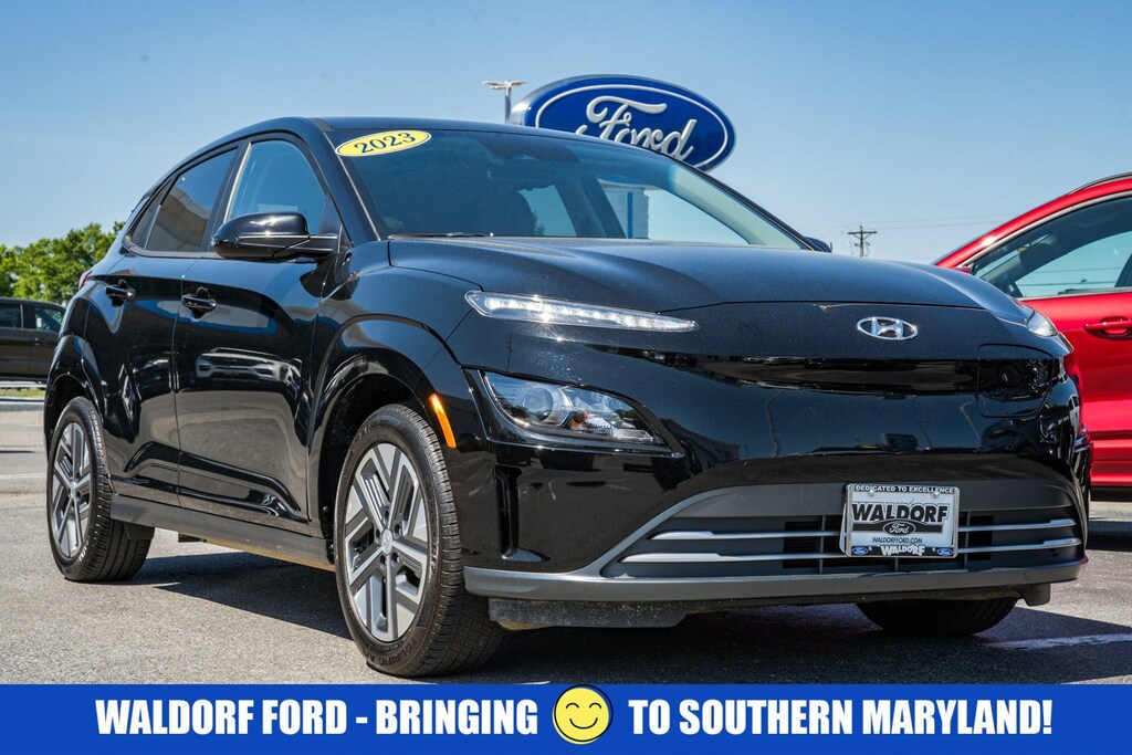 Used 2023 Hyundai Kona Electric SEL SEL FWD