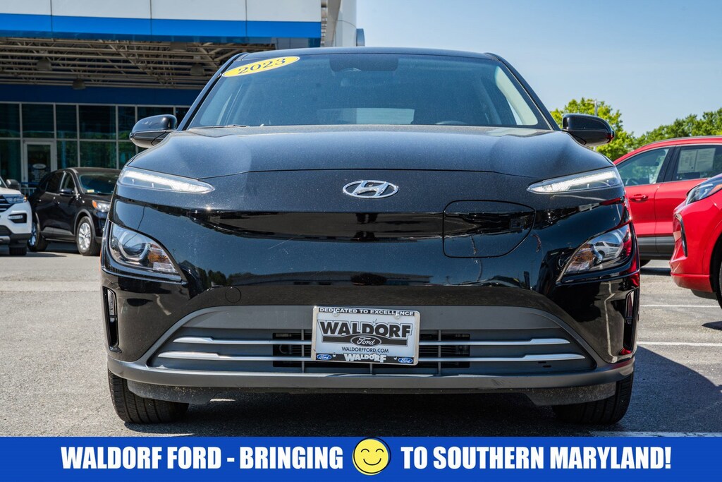 Used 2023 Hyundai Kona Electric SEL SEL FWD