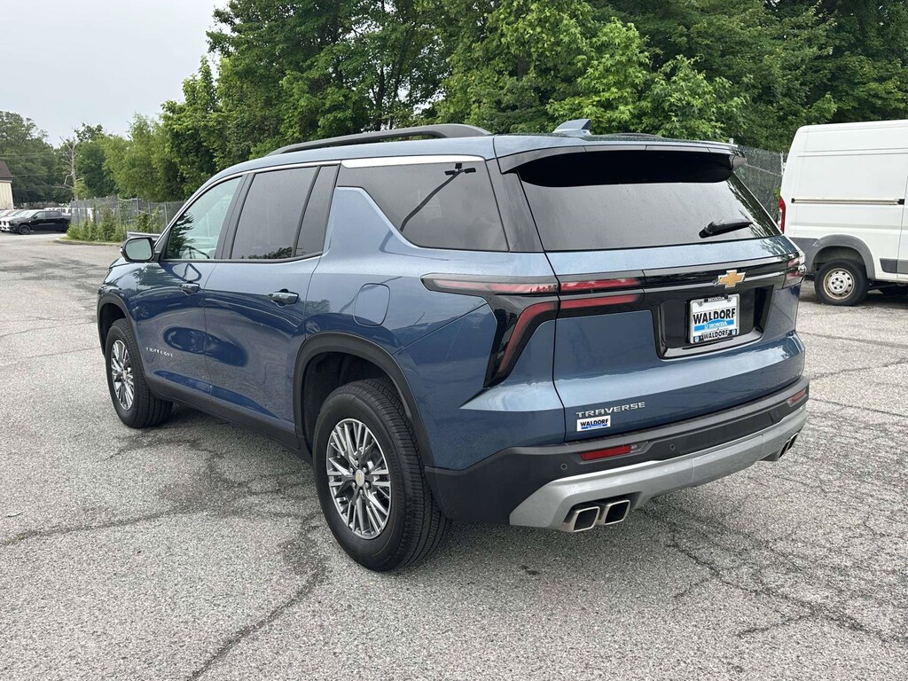 Used 2025 Chevrolet Traverse FWD LT FWD LT w/1LT