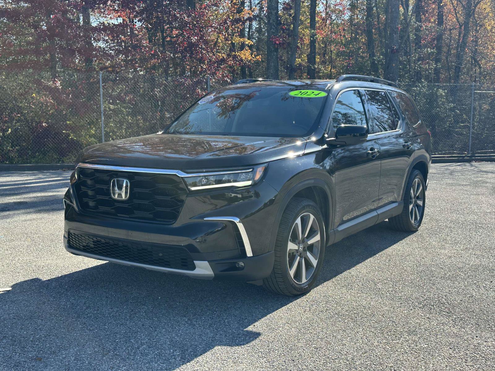 Used 2024 Honda Pilot Touring Touring AWD
