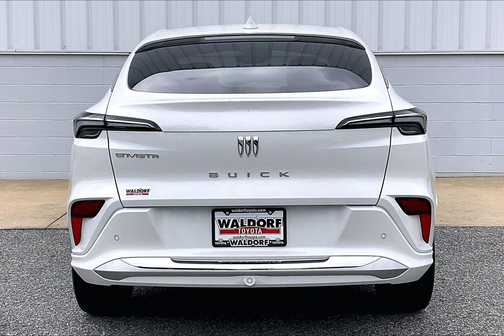 Used 2025 Buick Envista Avenir FWD Avenir