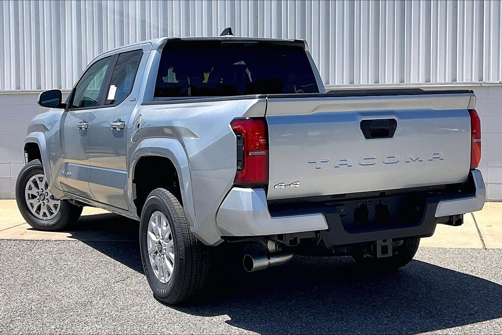 New 2026 Toyota Tacoma 4WD SR5 SR5 Double Cab 5 Bed AT