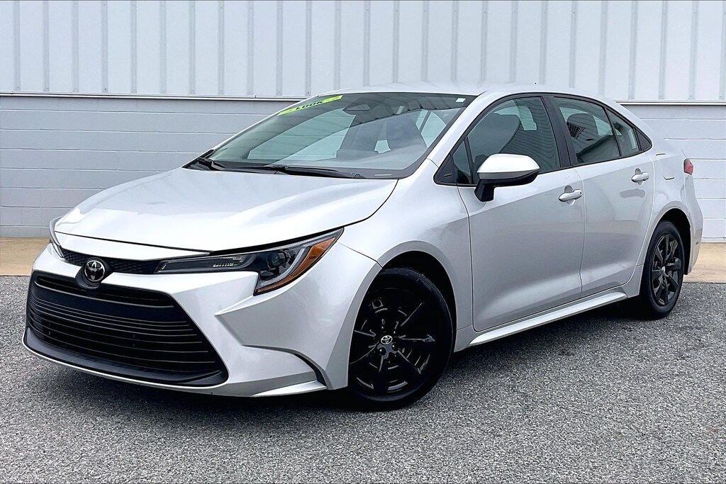 Used 2024 Toyota Corolla LE LE CVT