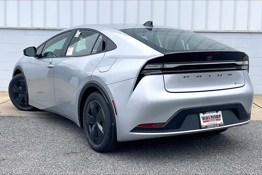 New 2026 Toyota Prius Plug-In Hybrid SE SE