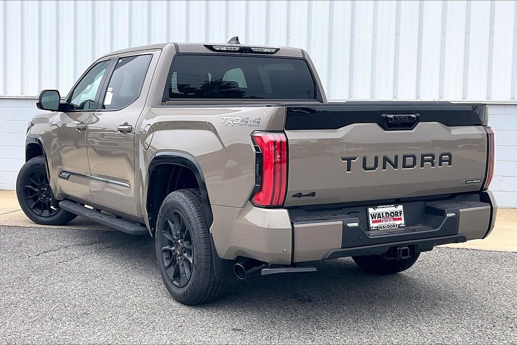 New 2026 Toyota Tundra 4WD Platinum Hybrid Platinum Hybrid CrewMax 5.5 Bed