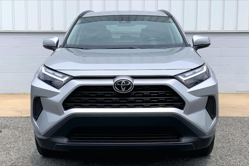 Used 2025 Toyota RAV4 XLE XLE FWD