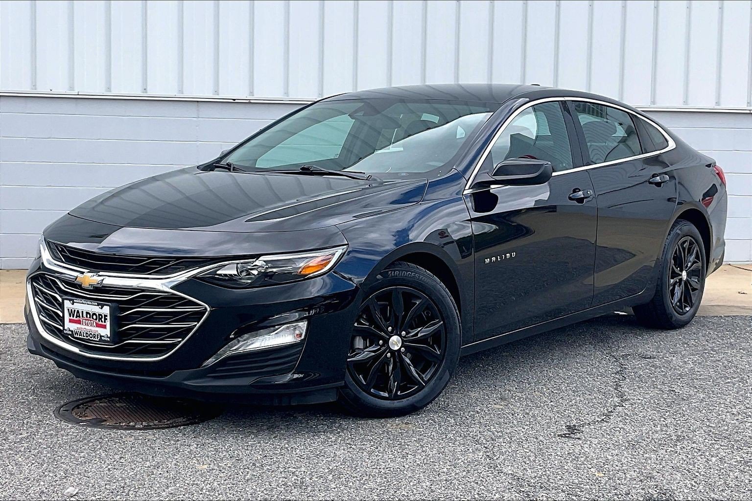 Used 2025 Chevrolet Malibu LT Sedan