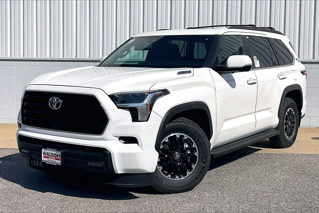 New 2026 Toyota Sequoia SR5 SR5 4WD