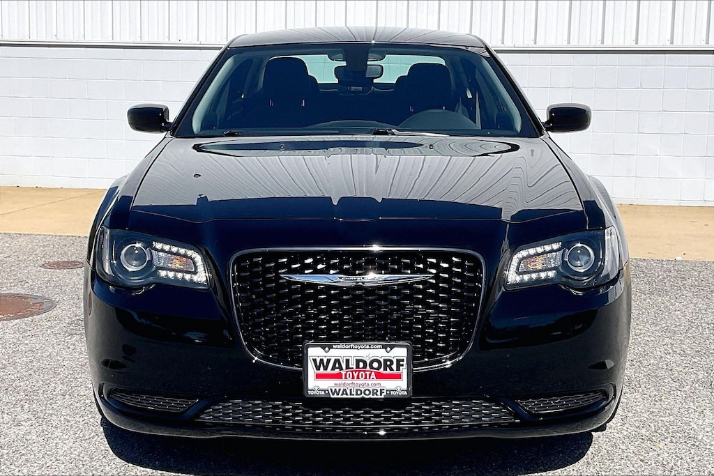 Used 2023 Chrysler 300 Touring Touring RWD