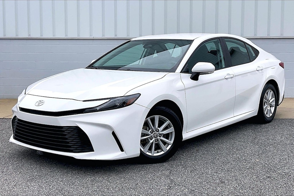 Used 2025 Toyota Camry LE LE