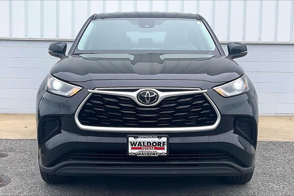 Used 2023 Toyota Highlander L L FWD