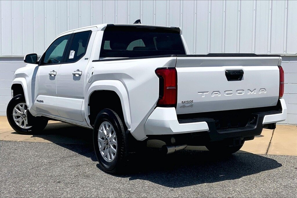 New 2026 Toyota Tacoma 4WD SR5 SR5 Double Cab 5 Bed AT