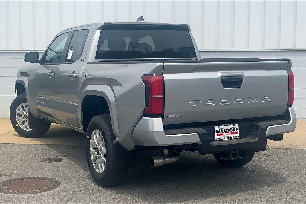 New 2026 Toyota Tacoma 4WD SR5 SR5 Double Cab 5 Bed AT