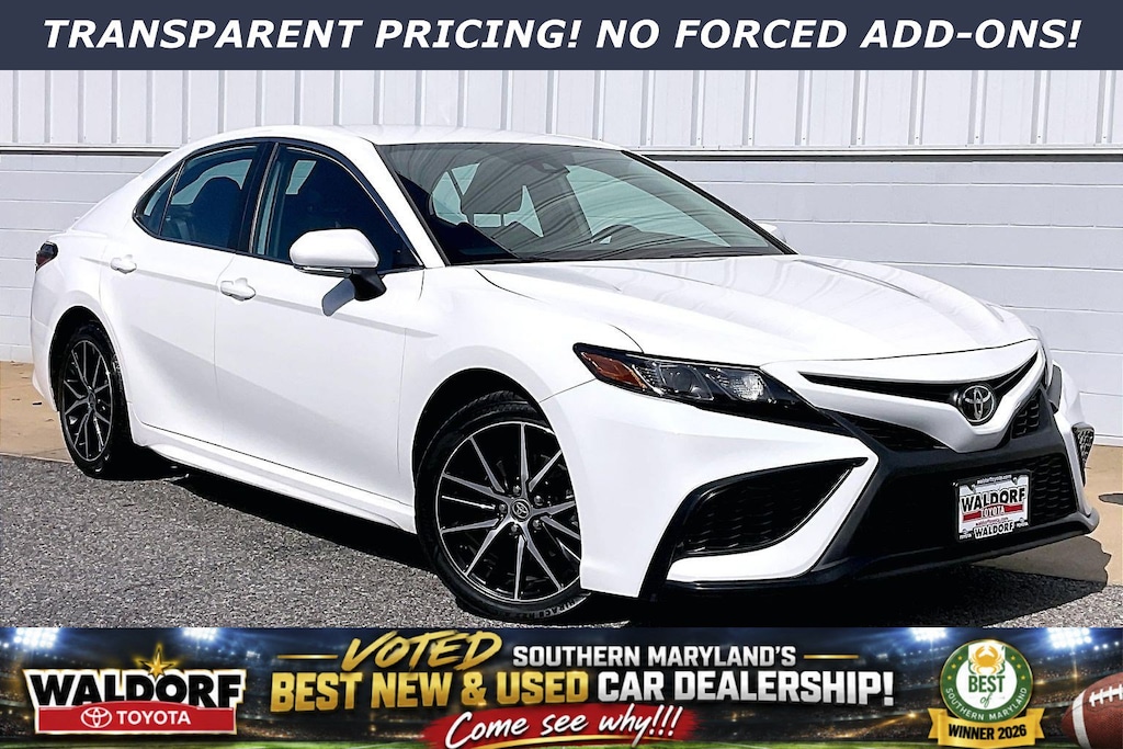Used 2024 Toyota Camry SE SE Auto