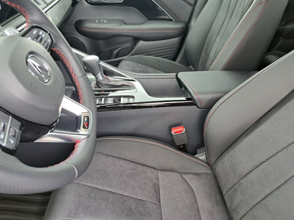 2026 Acura ADX A-Spec Package - Photo 17