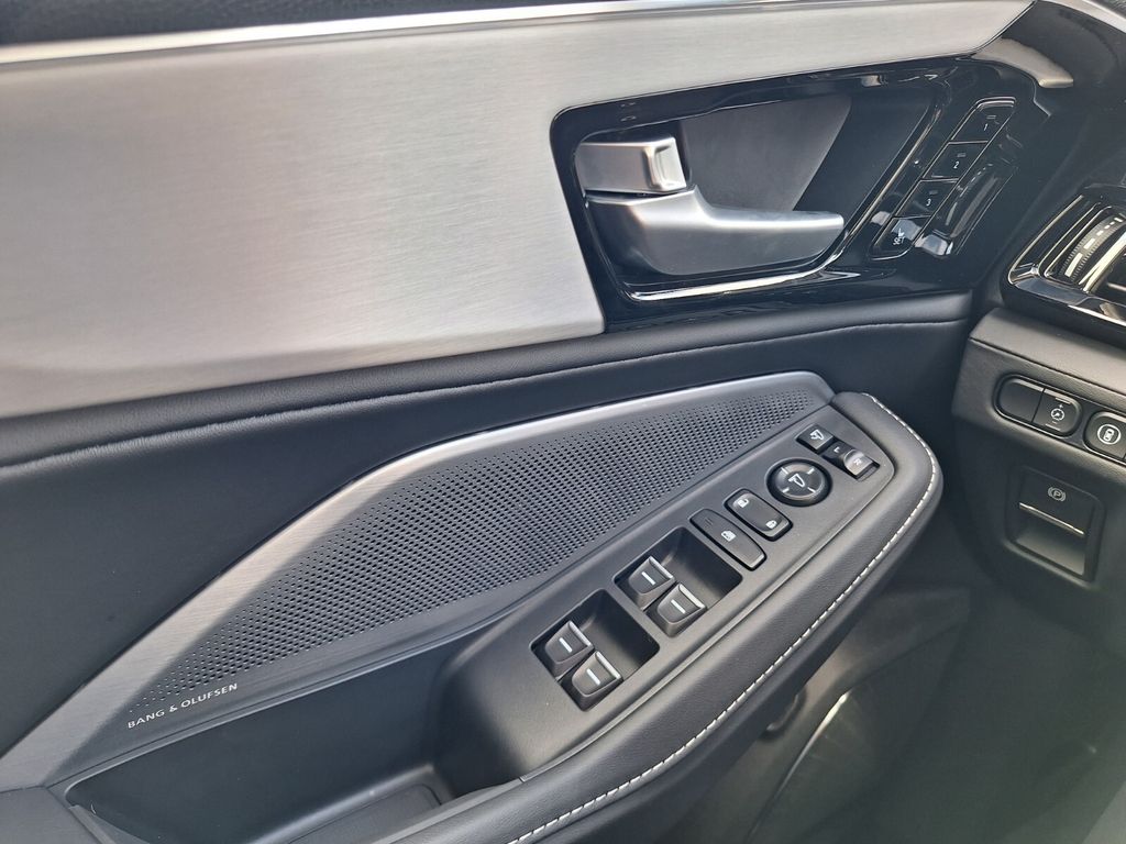 2026 Acura MDX Technology Package - Photo 30