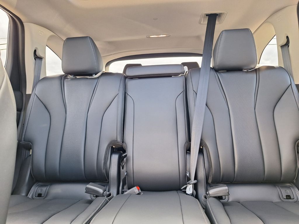 2026 Acura MDX Technology Package - Photo 16