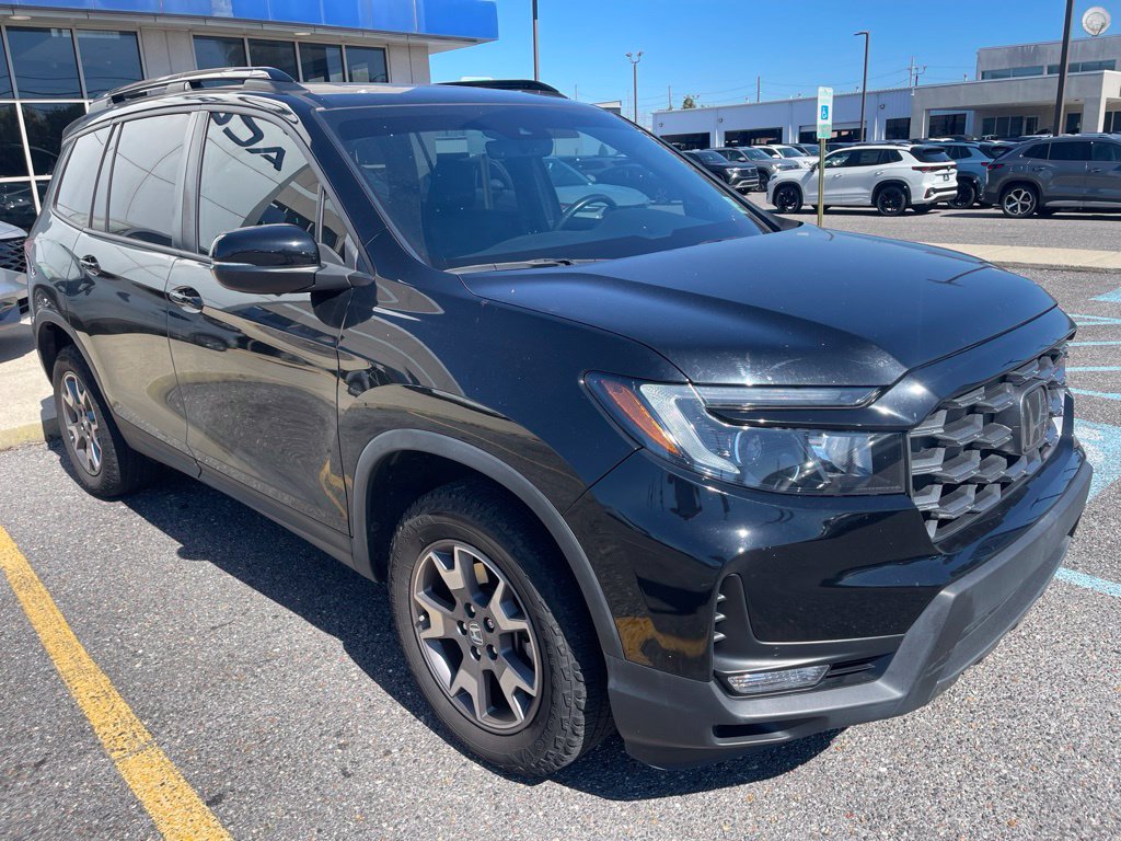 Used 2023 Honda Passport TrailSport SUV
