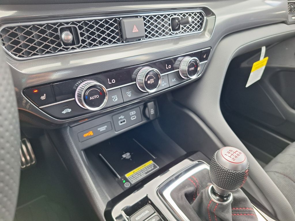 2025 Acura Integra Type S - Photo 19
