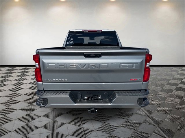 2026 Chevrolet Silverado 1500 RST photo 4