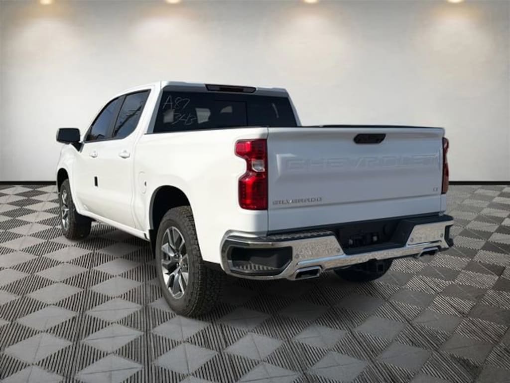 New 2026 Chevrolet Silverado 1500 LT Truck Crew Cab