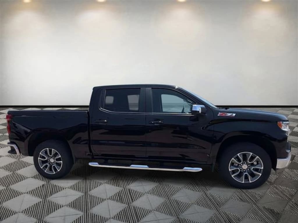 New 2026 Chevrolet Silverado 1500 LT Truck Crew Cab