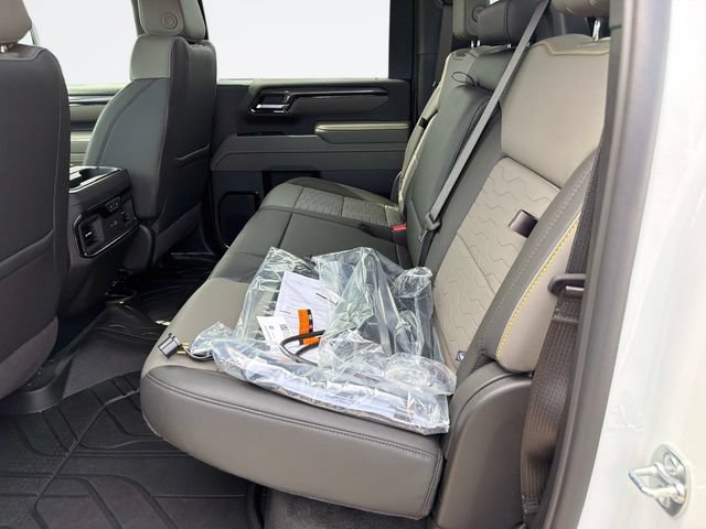 2026 Chevrolet Silverado 2500 HD ZR2 - Photo 14