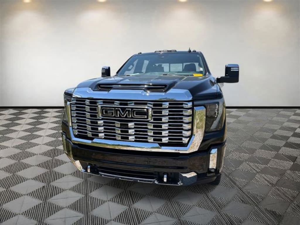 Used 2024 GMC Sierra 2500 HD Denali Truck Crew Cab