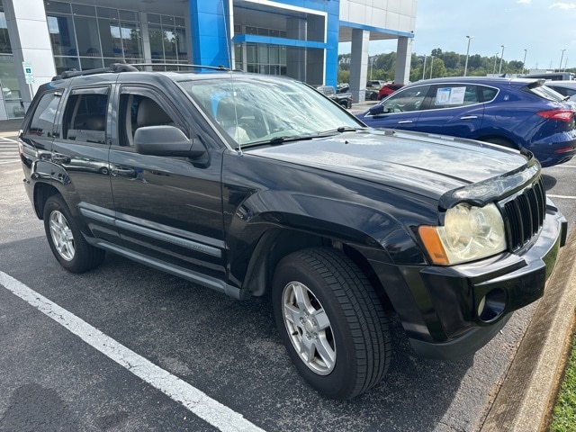 Used 2007 Jeep Grand Cherokee Laredo with VIN 1J8HS48P87C552563 for sale in Franklin, TN