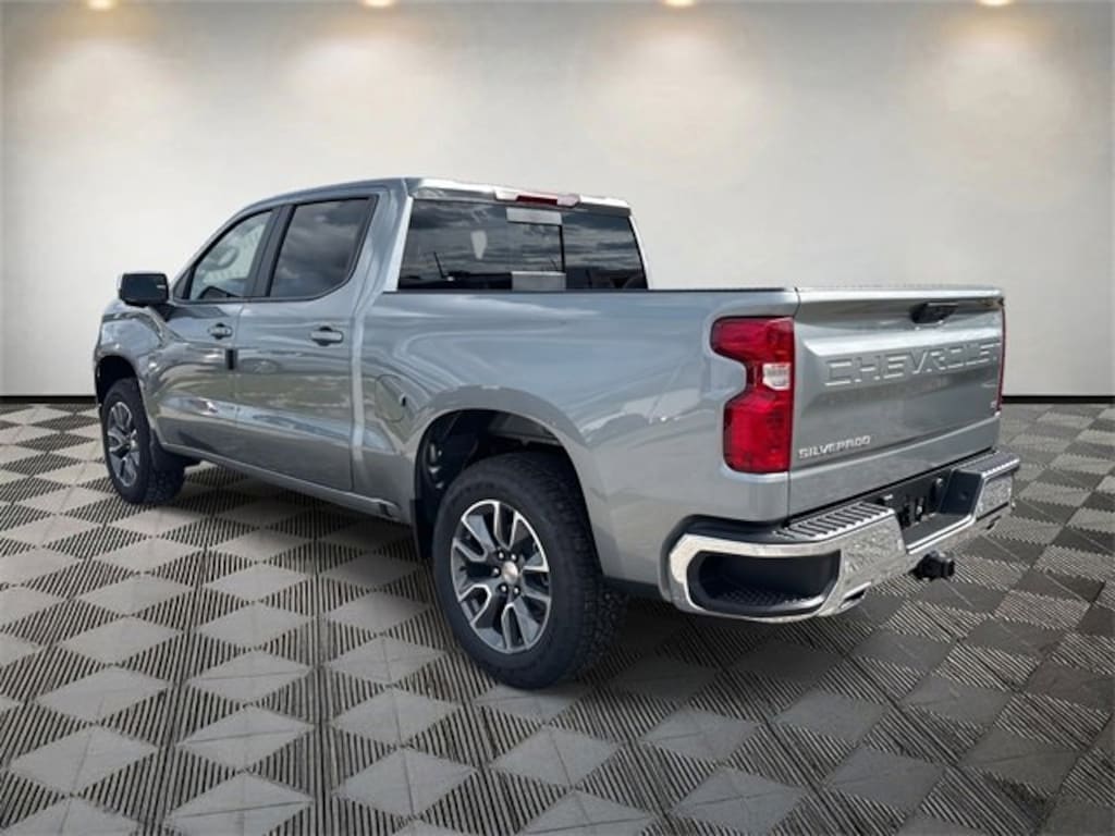 New 2026 Chevrolet Silverado 1500 LT Truck Crew Cab