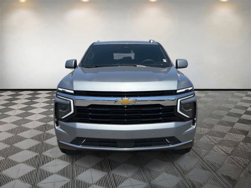 Used 2025 Chevrolet Suburban LS SUV
