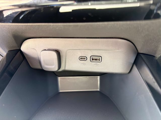 2026 Chevrolet Trax LT - Photo 30