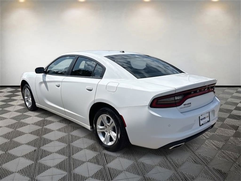 Used 2022 Dodge Charger SXT Sedan
