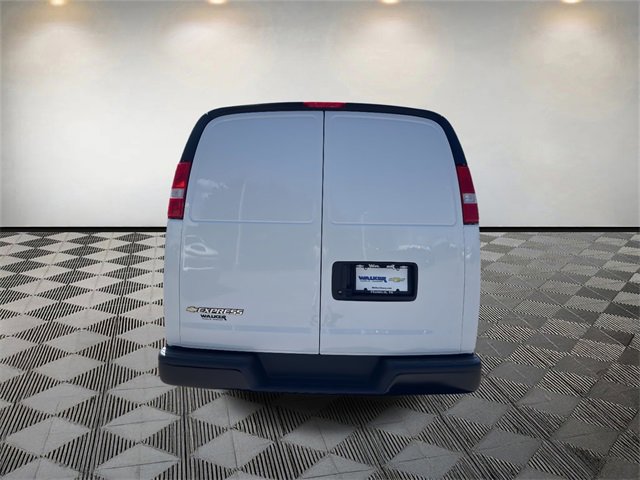 2023 Chevrolet Express Cargo 2500 photo 4