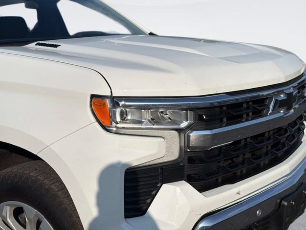 Used 2025 Chevrolet Silverado 1500 LT Truck Crew Cab