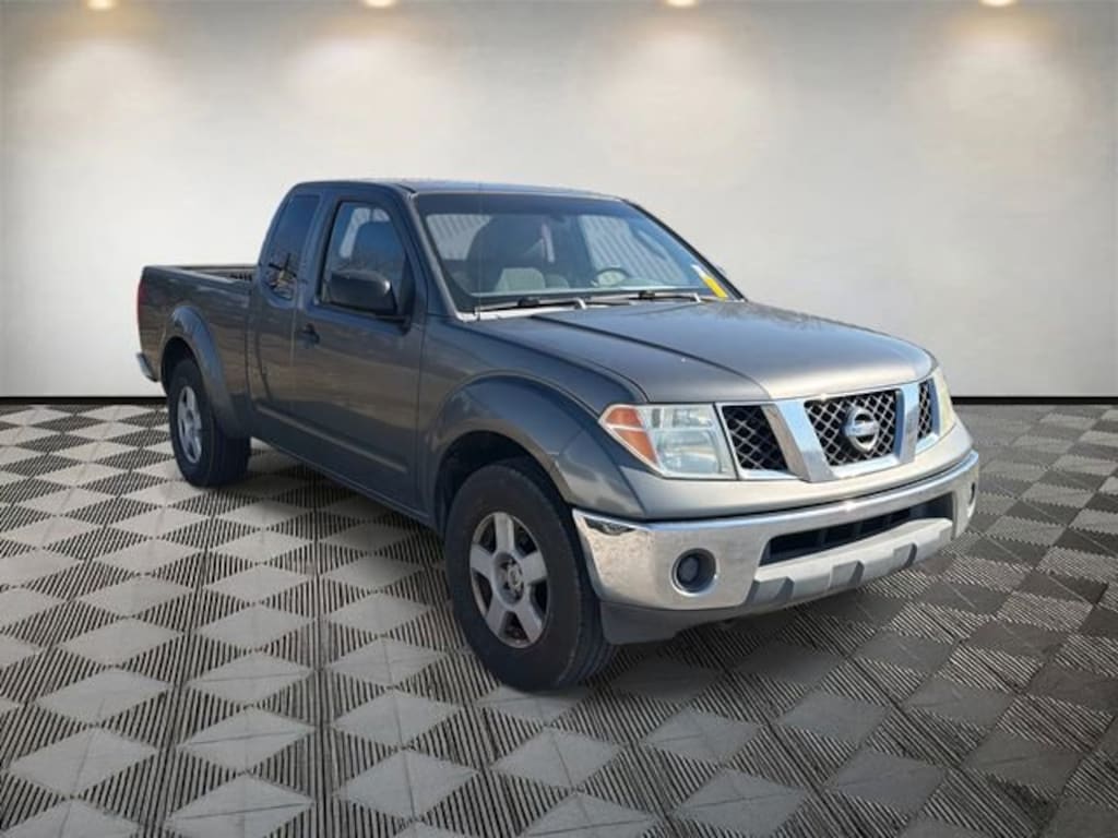 Used 2005 Nissan Frontier 2WD SE Truck