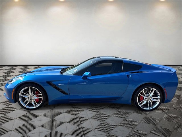 2015 Chevrolet Corvette Stingray 2LT photo 2