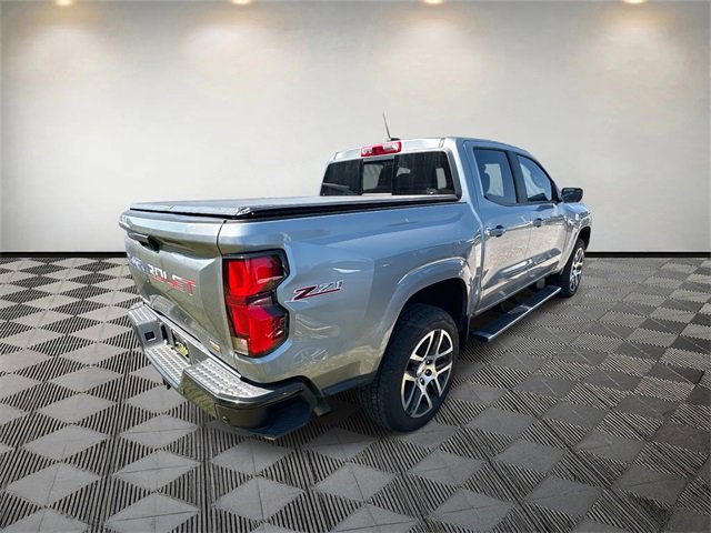 2023 Chevrolet Colorado Z71 photo 3