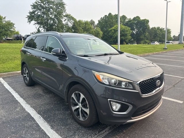 Used 2016 Kia Sorento EX with VIN 5XYPH4A16GG024541 for sale in Franklin, TN