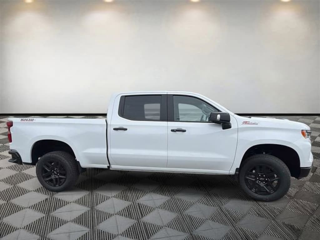 New 2026 Chevrolet Silverado 1500 LT Trail Boss Truck Crew Cab